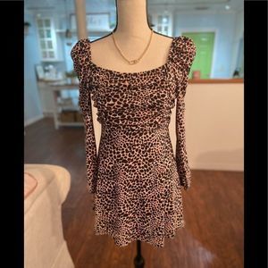 Topshop Animal Print Puff Sleeve Mini 🐆